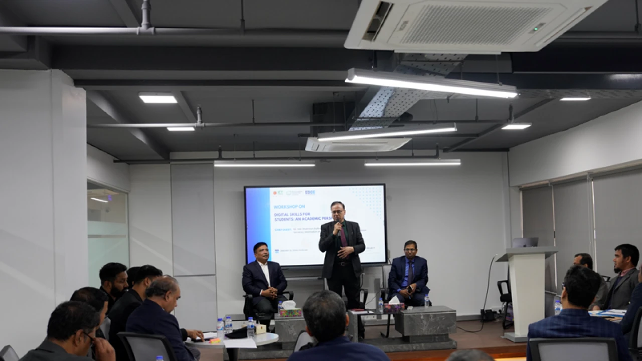 ৮০ হাজার শিক্ষার্থীকে ডিজিটাল দক্ষতা উন্নয়ন প্রশিক্ষণ দেবে সরকার