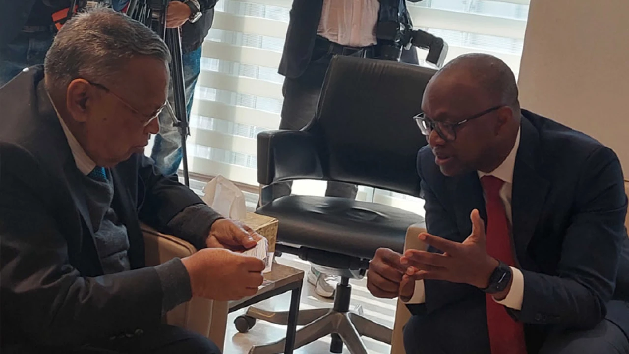 বাংলাদেশকে সহায়তা করতে চায় বিশ্বব্যাংক: অর্থমন্ত্রী