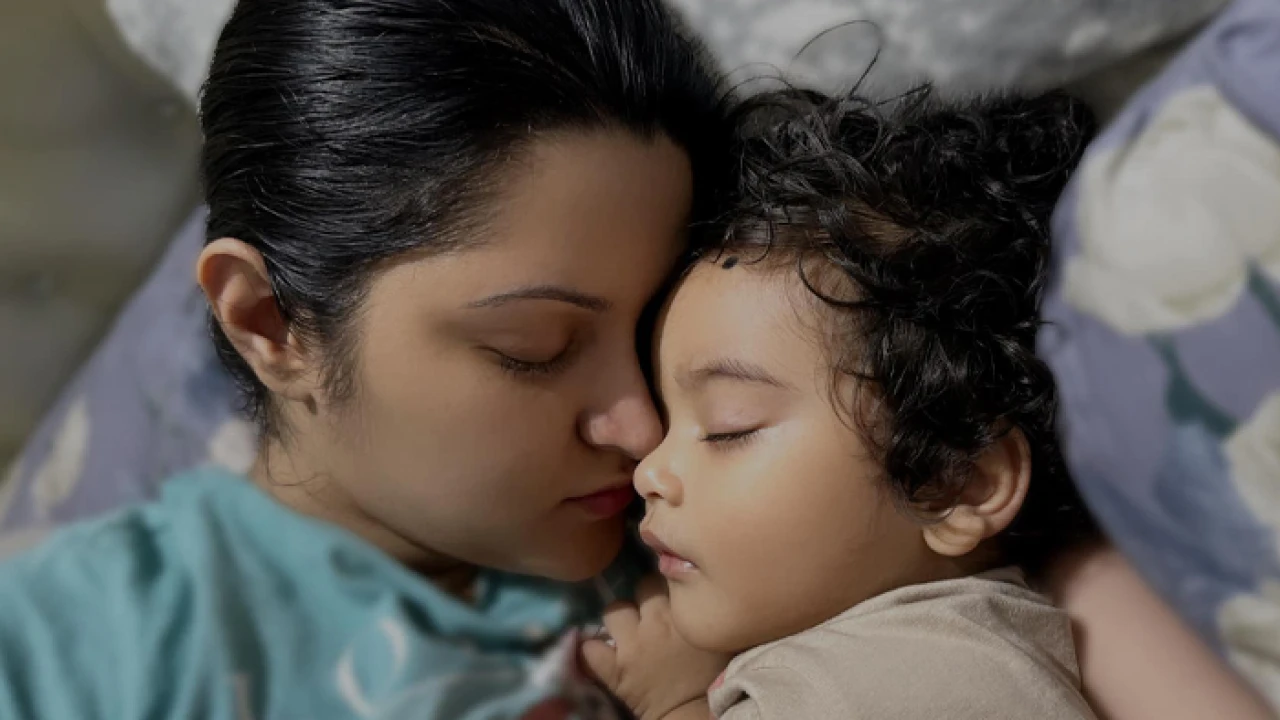 মধ্যরাতে অসহায় পরী