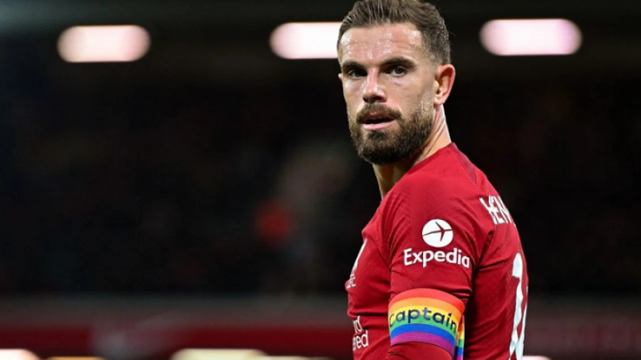 ৩ বছরের চুক্তি শেষ ৬ মাসে, সৌদি ছেড়ে ইউরোপিয়ান ক্লাবে হেন্ডারসন