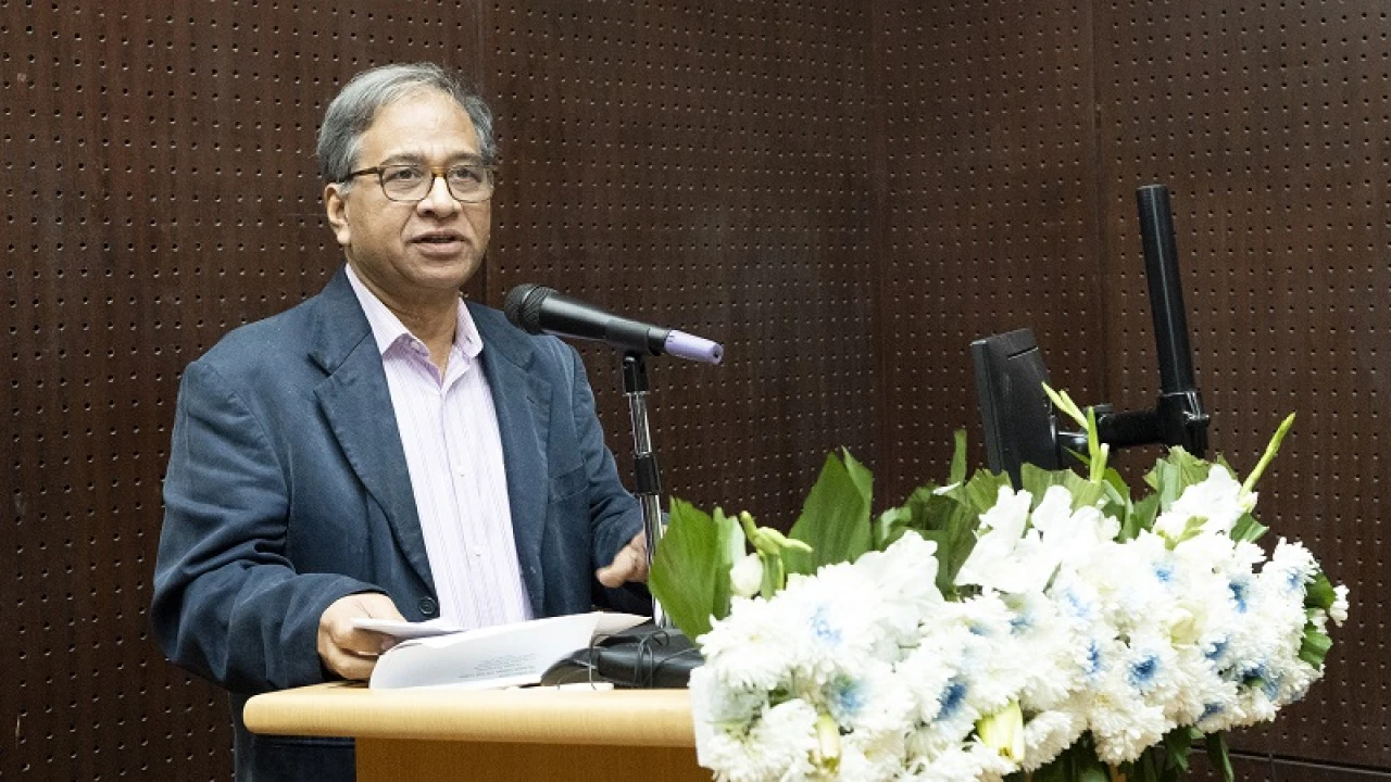 সম্মানীয় উপদেষ্টা হিসেবে আইইউবিতে যোগ দিলেন অধ্যাপক ফকরুল আলম