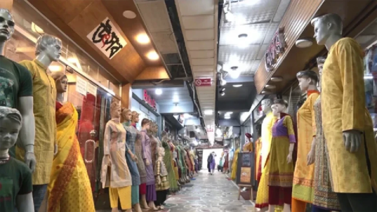 বুধবার বন্ধ ঢাকার যেসব মার্কেট ও দোকানপাট