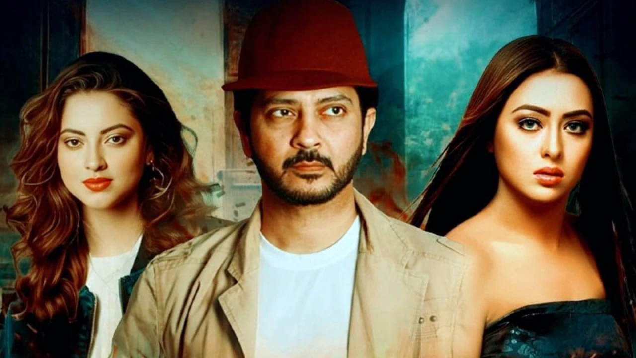 দুই নায়িকাকে নিয়ে ফিরছেন কায়েস আরজু