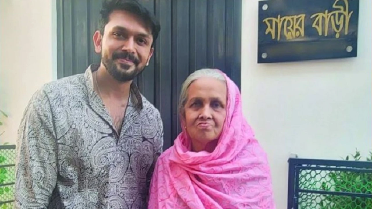 চিত্রনায়ক আরিফিন শুভর মা আর নেই