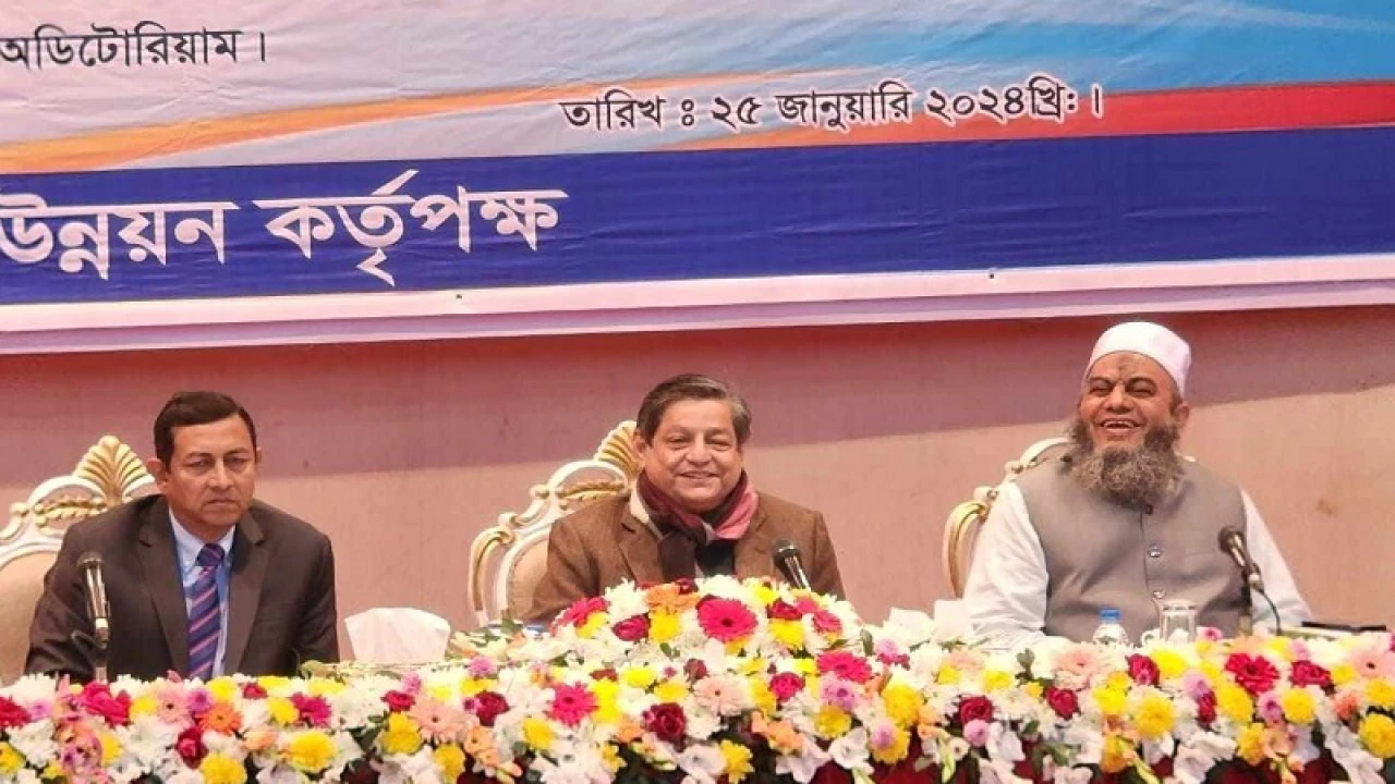 রাজউক কর্তাদের তেলবাজিতে মন্ত্রী-সচিবের ভর্ৎসনা, দিলেন হুঁশিয়ারি