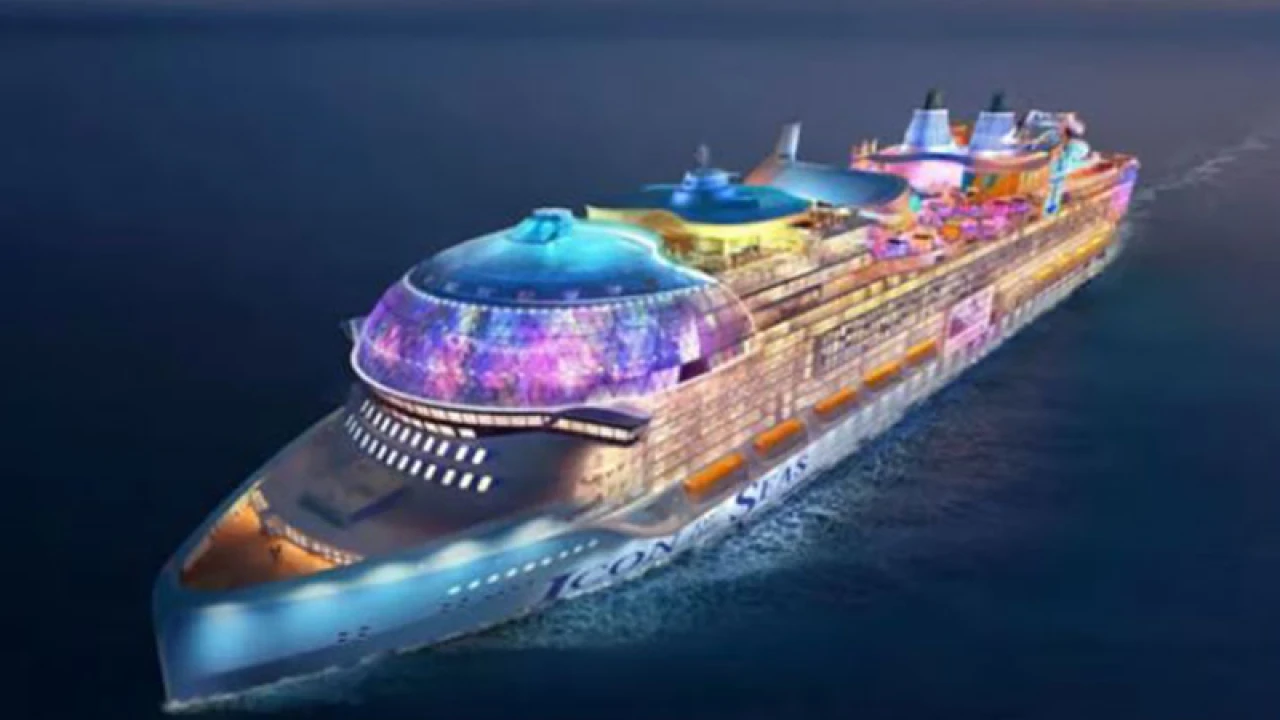 যাত্রা শুরু টাইটানিকের চেয়েও পাঁচগুণ বড় প্রমোদতরীর