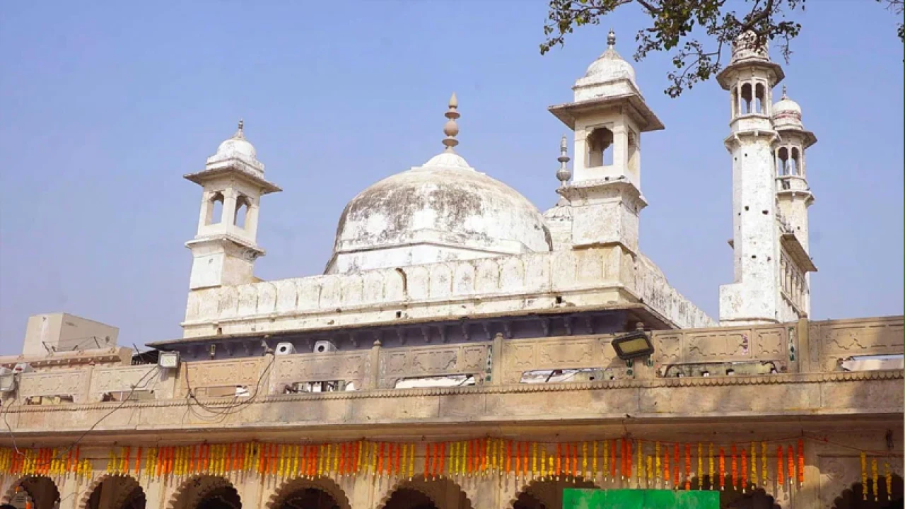 জ্ঞানবাপী মসজিদে পূজার অনুমতি দিলেন ভারতীয় আদালত