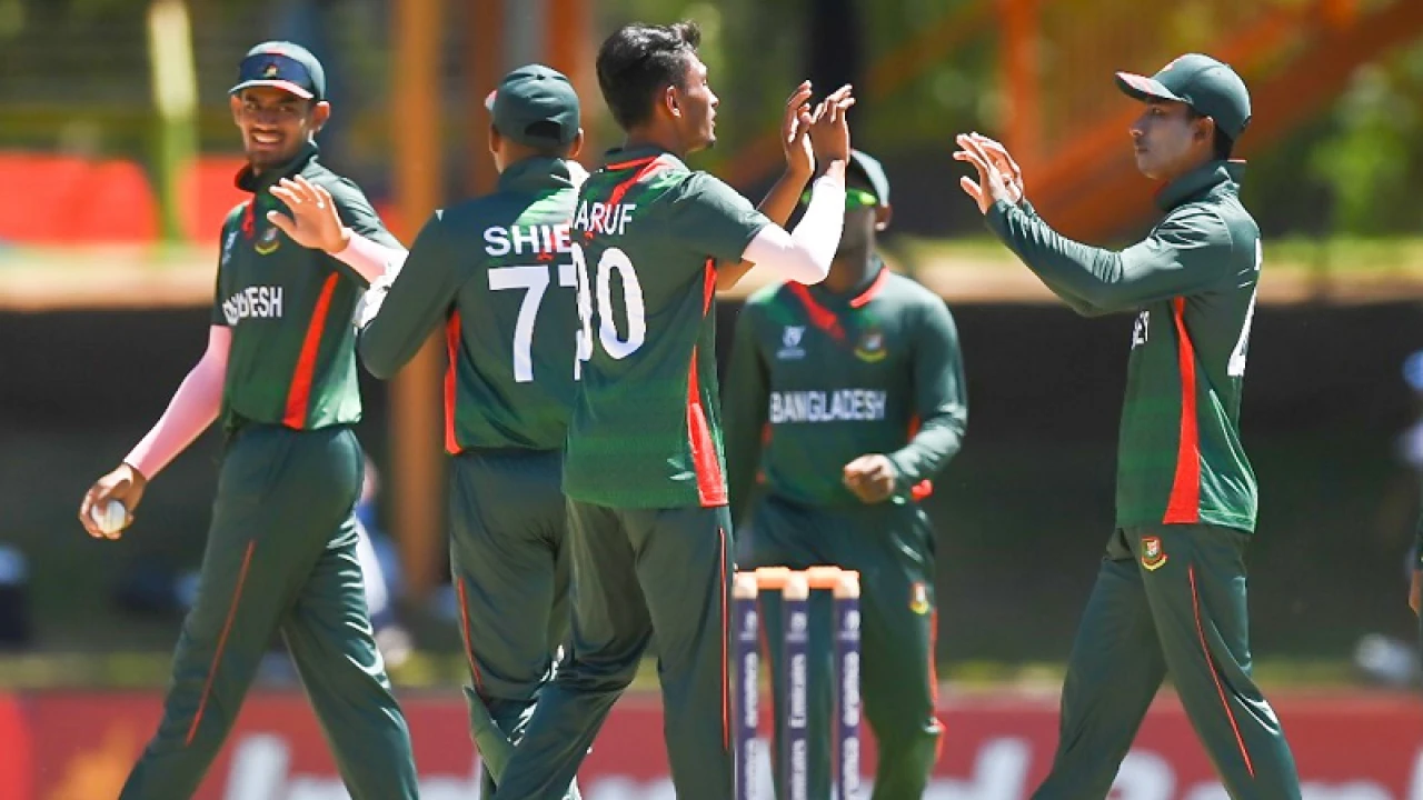 নেপালের বিপক্ষে বাঁচা-মরার ম্যাচে সহজ লক্ষ্য পেল বাংলাদেশ