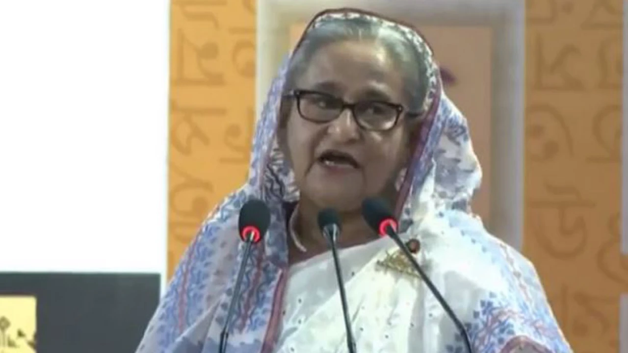 অমর একুশে বইমেলা উদ্বোধন করলেন প্রধানমন্ত্রী