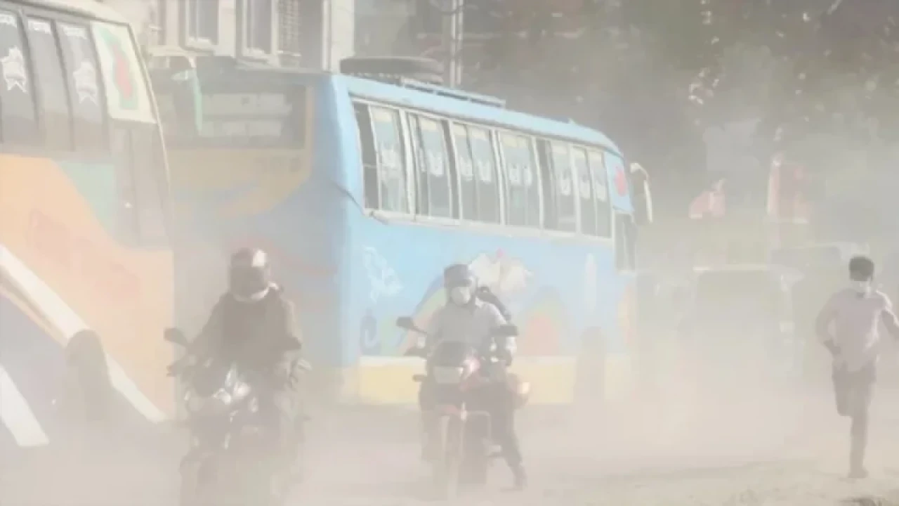 ঢাকার বাতাস আজ ‘দুর্যোগপূর্ণ’