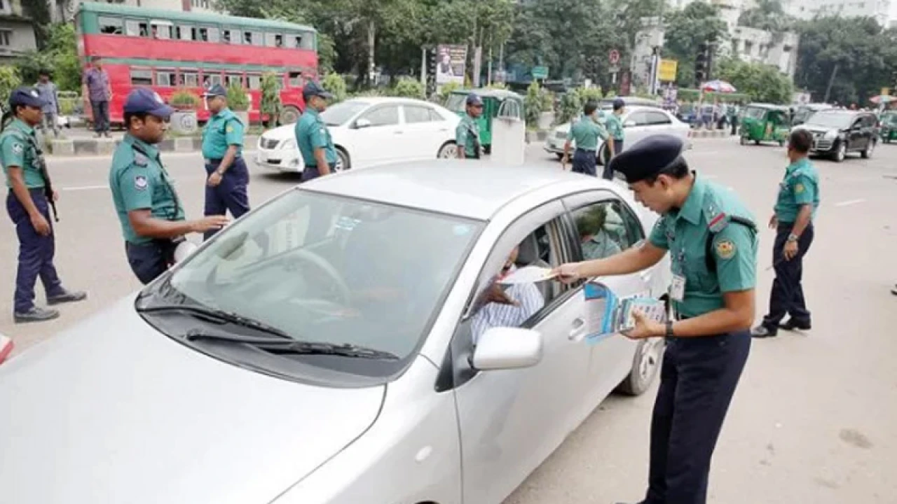 ১৫ বছরে ৭৭৫ কোটি টাকা জরিমানা আদায় করেছে মেট্রোপলিটন ট্রাফিক পুলিশ