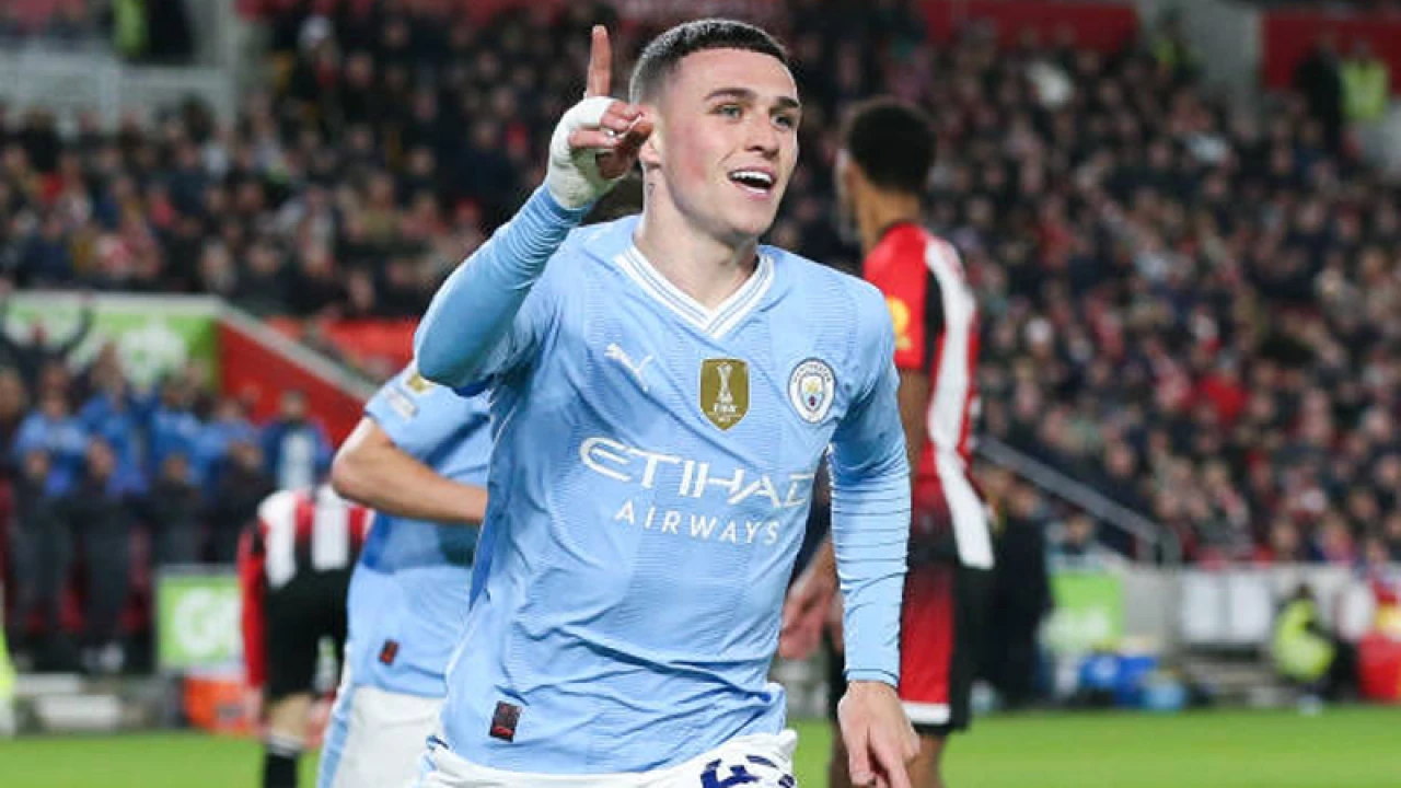 ফোডেনের হ্যাটট্রিকে সিটির উৎসব