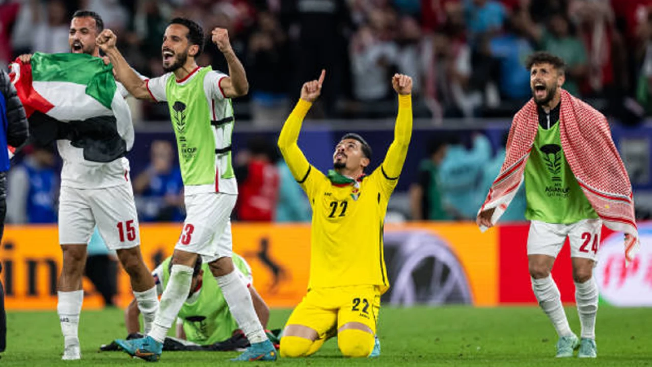 ইতিহাস গড়ে ফাইনালে জর্ডান