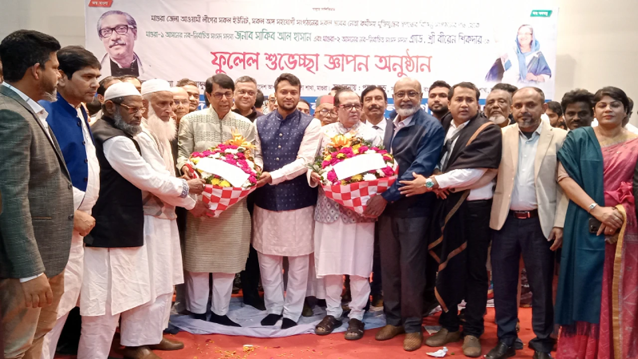 মাগুরায় সাকিব ও সাবেক ক্রীড়া প্রতিমন্ত্রীকে সংবর্ধনা