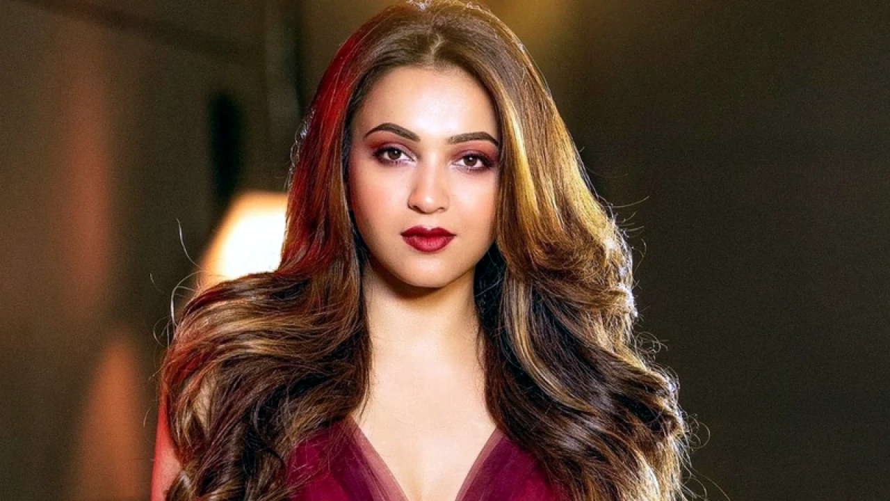 ঢাকায় কৌশানী মুখার্জি