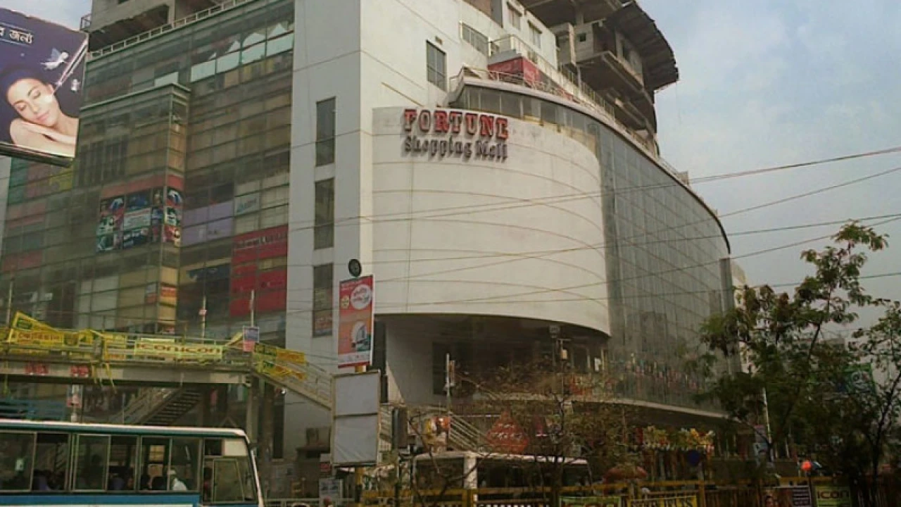 রাজধানীর যেসব মার্কেট ও দোকানপাট বৃহস্পতিবার বন্ধ