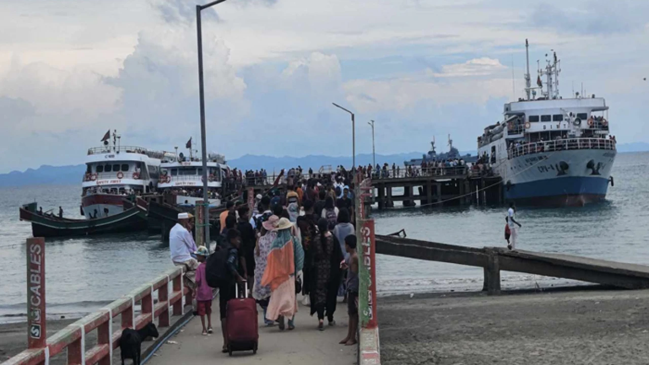 বিকল্প যে পথে যেতে পারবেন সেন্টমার্টিনে