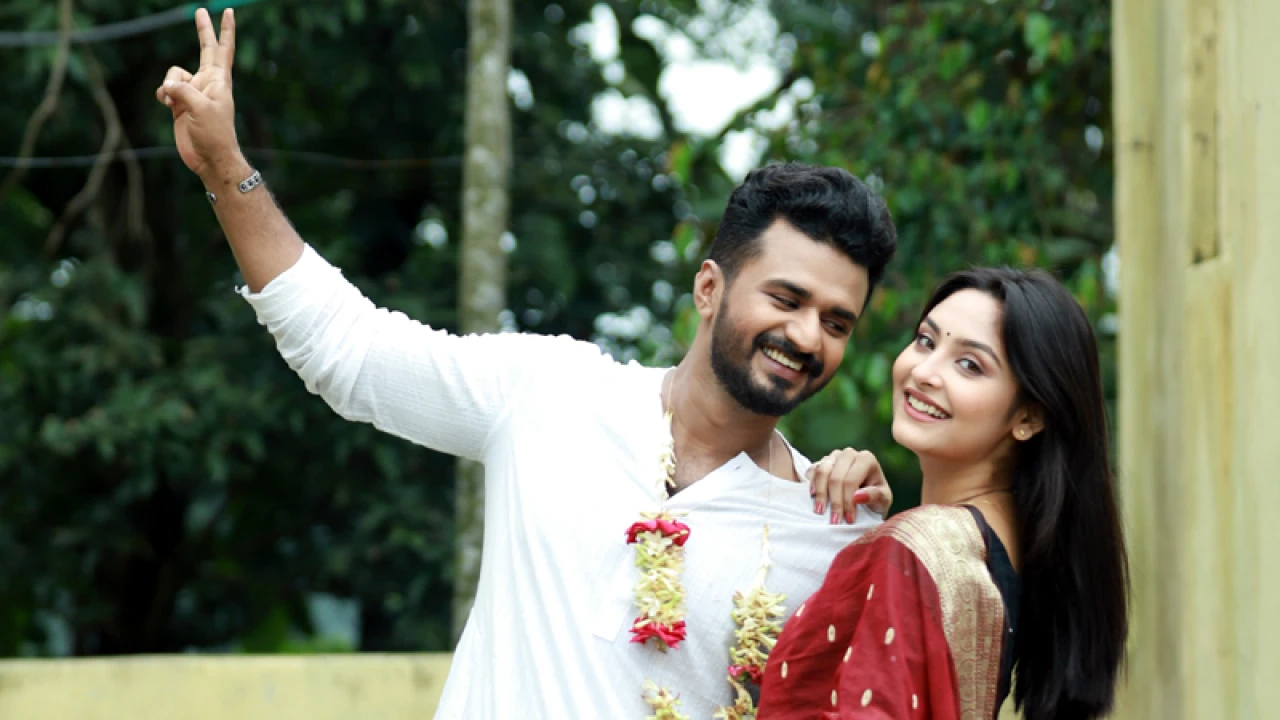 ‘একবার বলো ভালোবাসি’