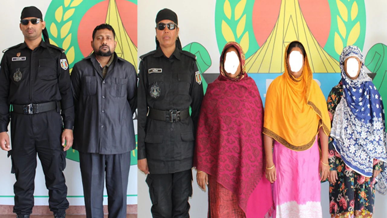 স্বামী পরিত্যক্তা ও বিধবা নারীদের টার্গেট করতেন তারা