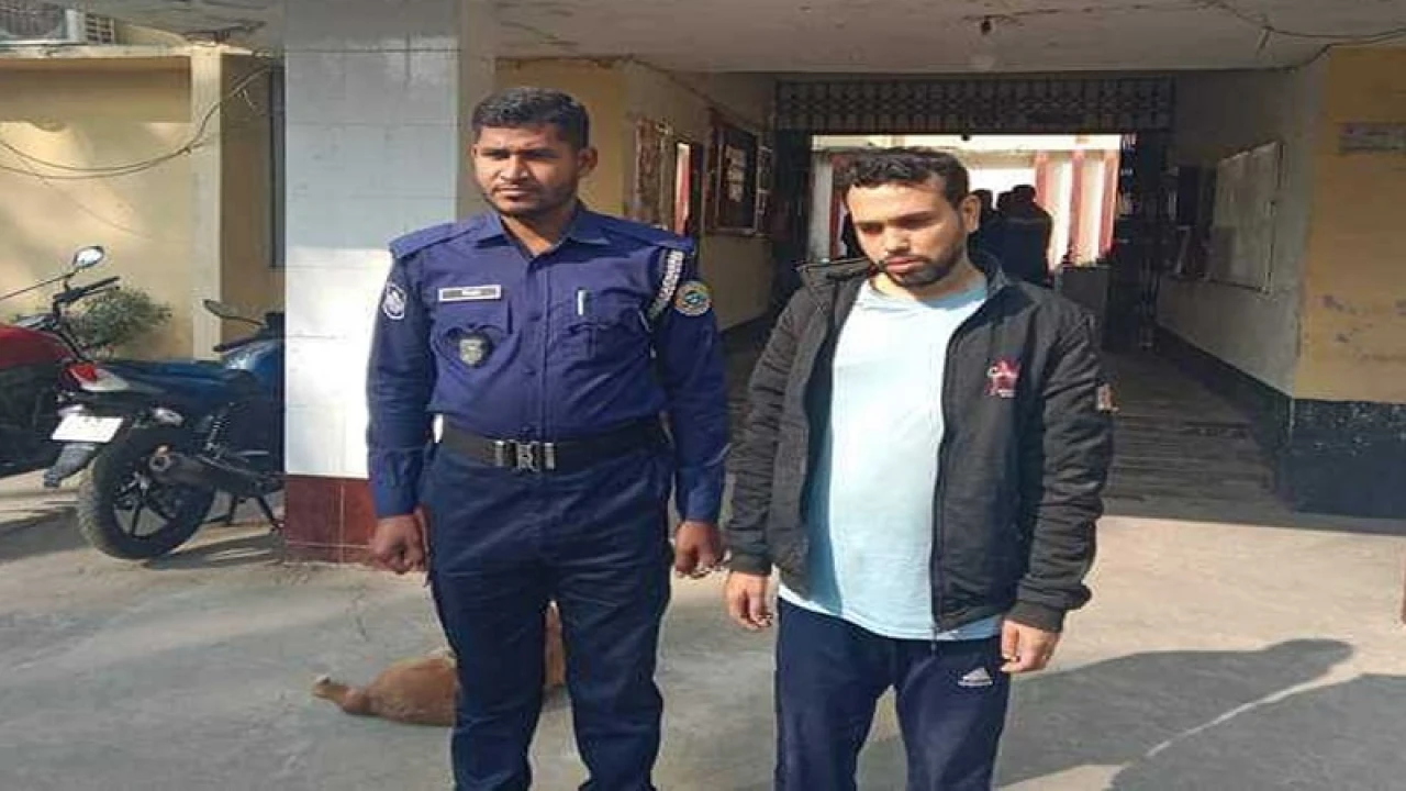 স্ত্রীকে হাতুড়িপেটা করে হত্যার পর ৯৯৯–এ ফোন