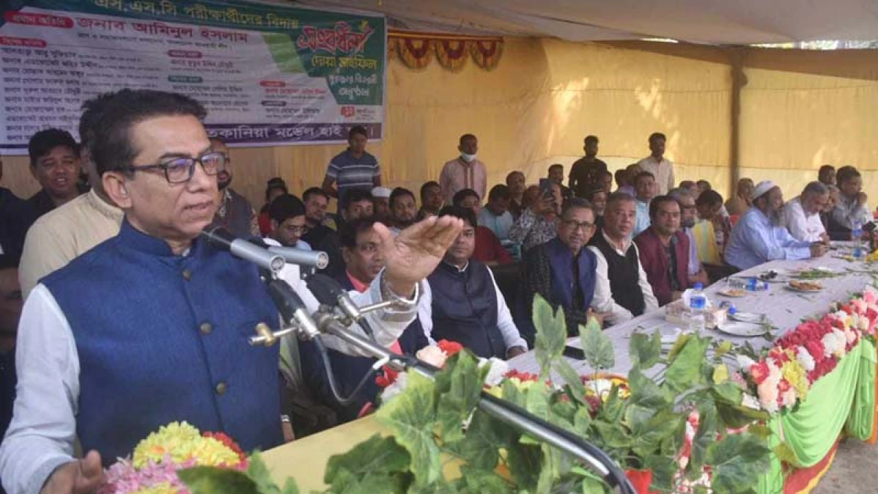 ‘সার্টিফিকেট নয়, মনুষ্যত্ব অর্জনই প্রকৃত শিক্ষা’