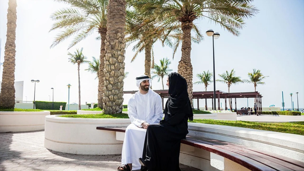 স্বামী-স্ত্রীর বয়সের ব্যবধান কত হওয়া উচিত, ইসলাম যা বলে