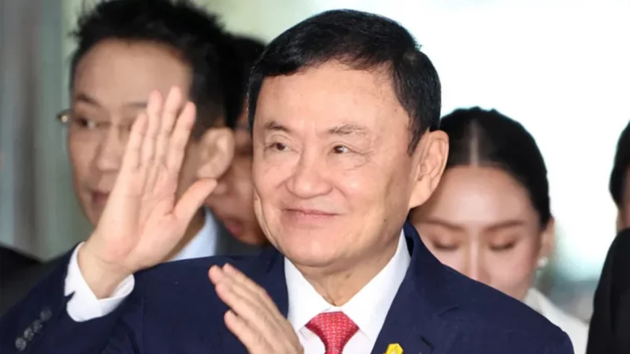 মুক্তি পেলেন থাইল্যান্ডের সাবেক প্রধানমন্ত্রী থাকসিন