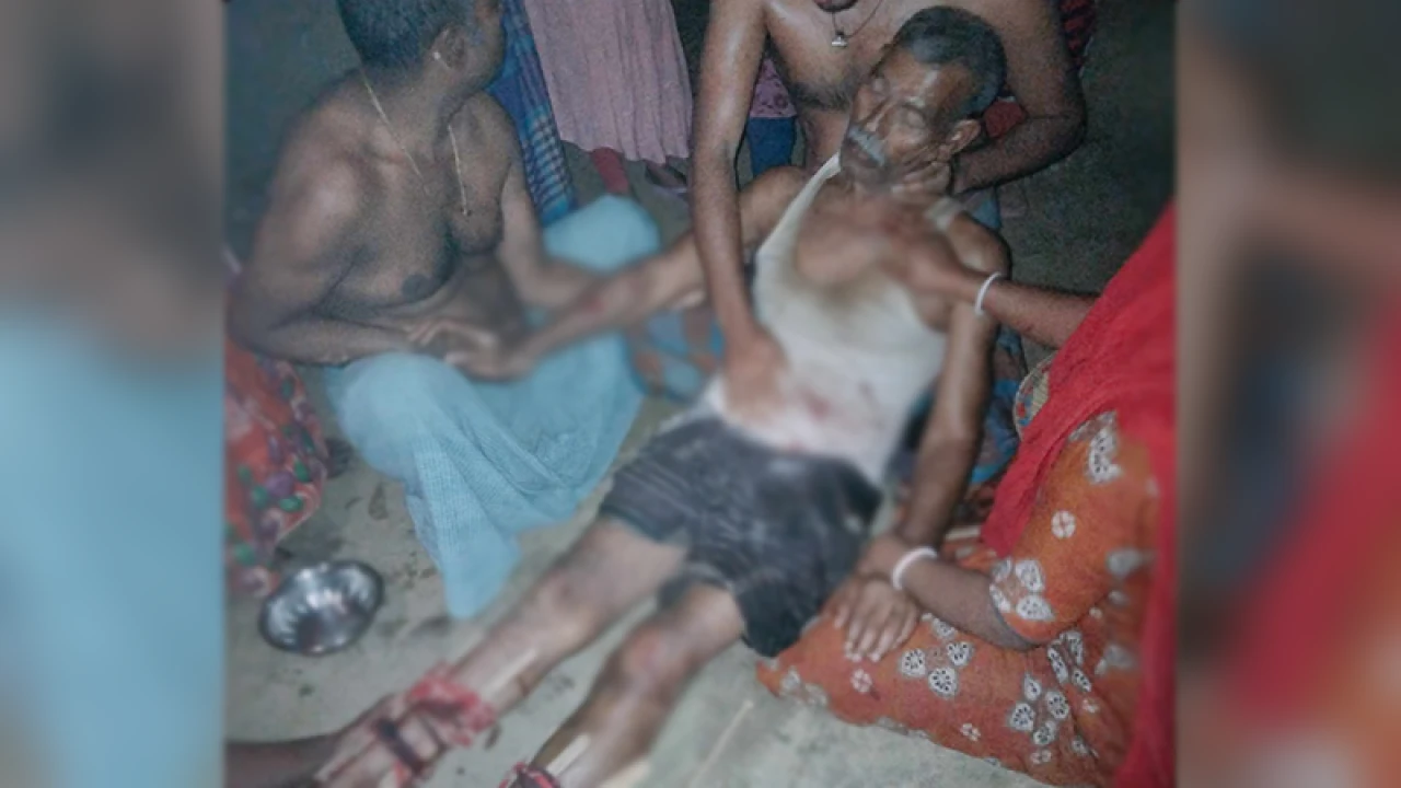 ‘ডিবি পরিচয়ে’ ঈগল প্রার্থীর সমর্থককে ঘুম থেকে তুলে মারধর