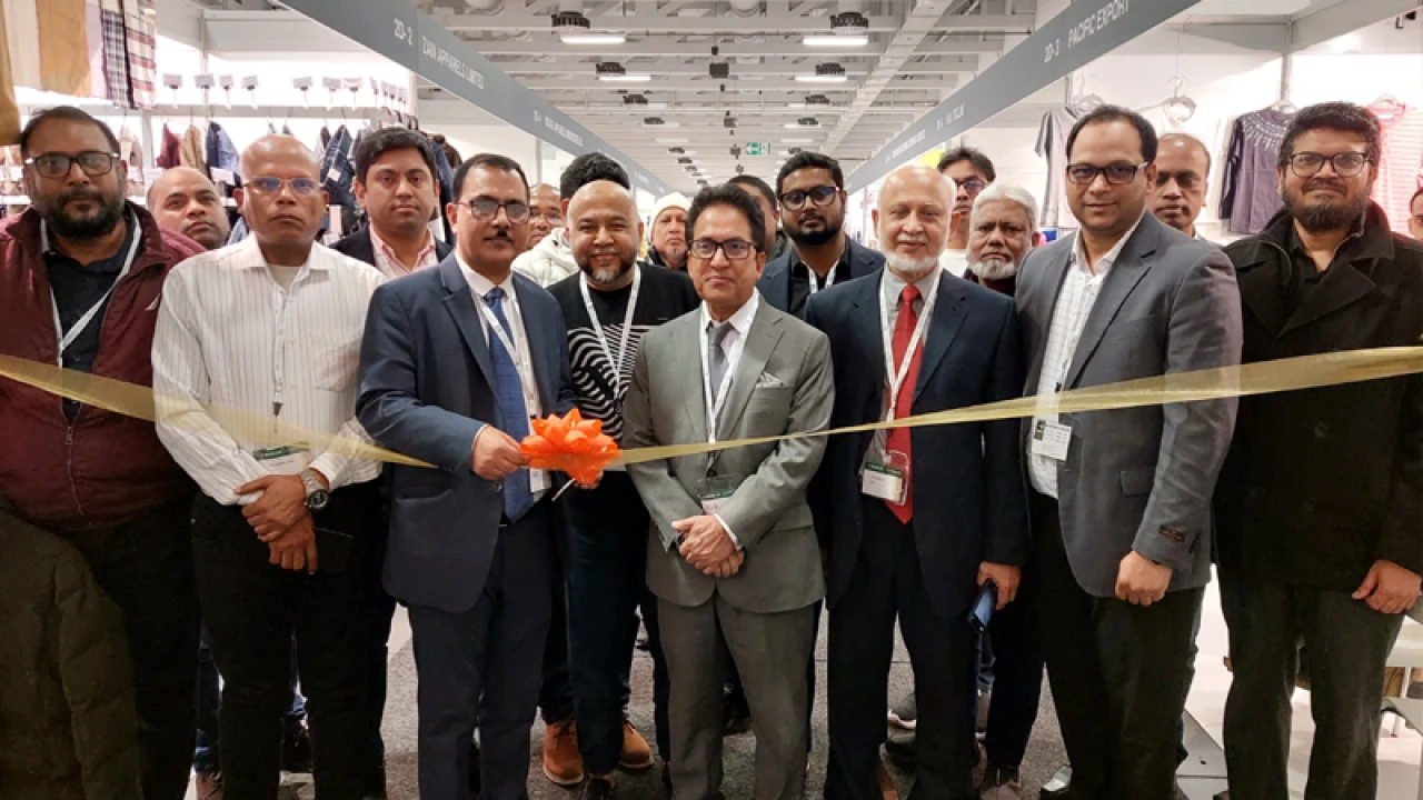 বার্লিনে ১১তম এশিয়া এ্যাপারেল এক্সপোতে বাংলাদেশের ২৭ স্টল