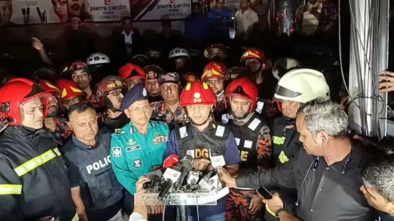 বহুতল ভবনটি ছিল অগ্নিচুল্লির মতো: ফায়ারের ডিজি