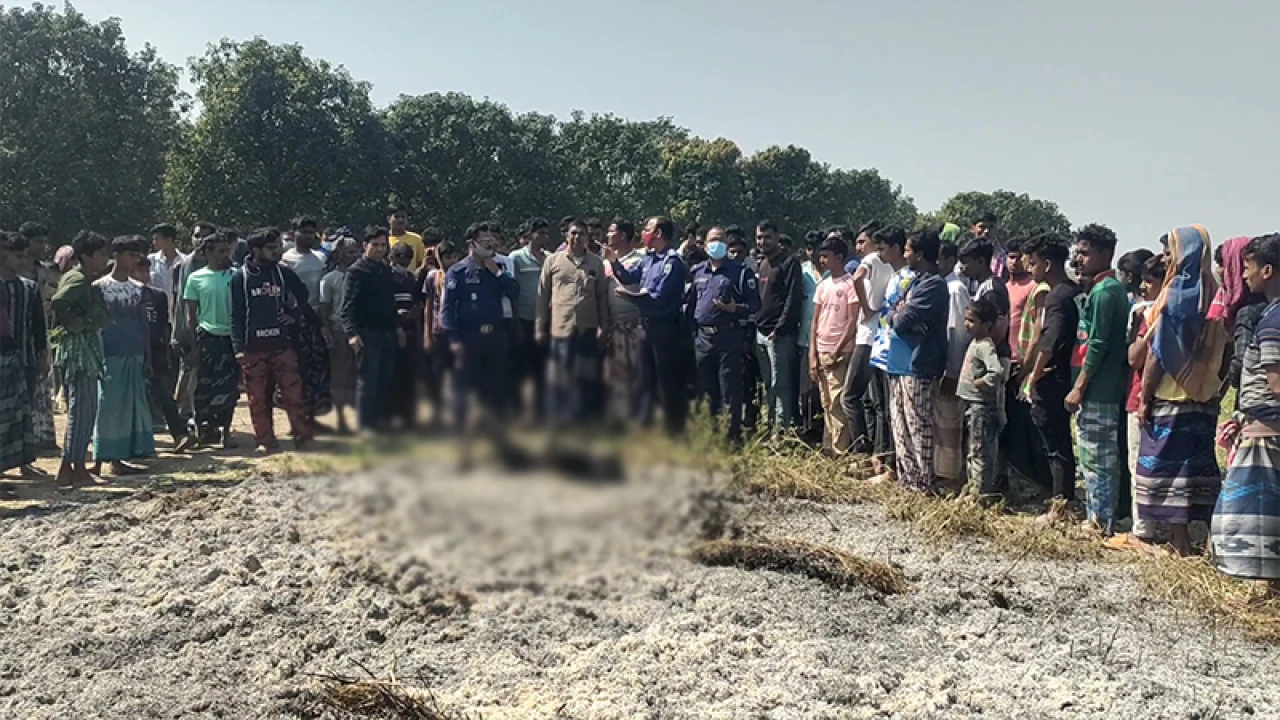 ফসলের মাঠ থেকে ব্যবসায়ীর আগুনে পোড়া মরদেহ উদ্ধার