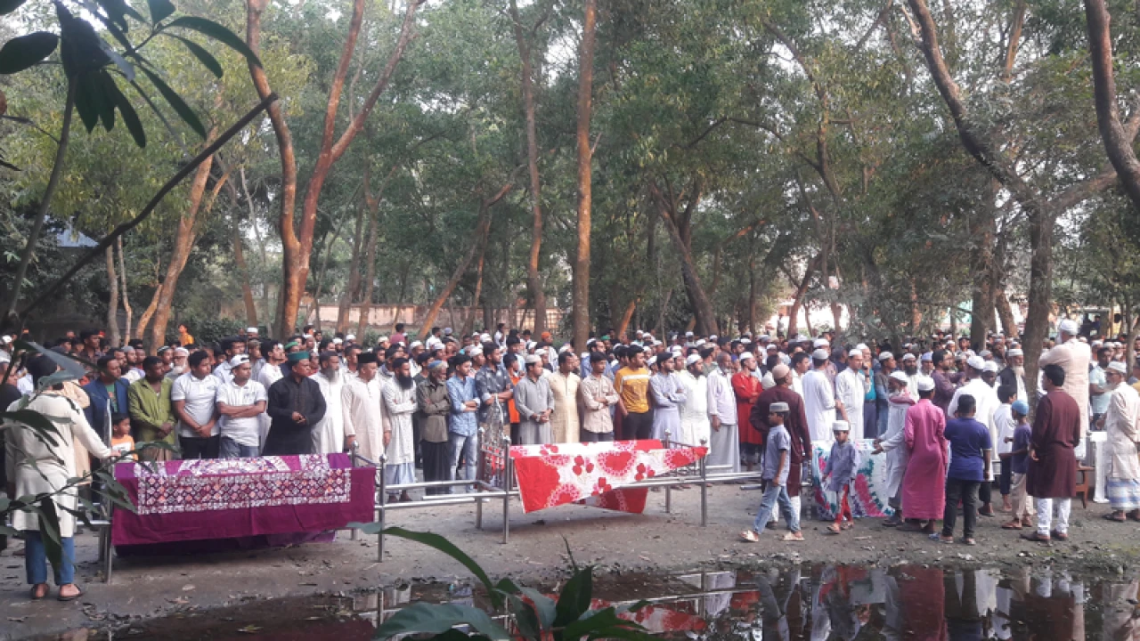 স্বপরিবারে ইতালি যাওয়ার কথা ছিল নিহত পাঁচ জনের