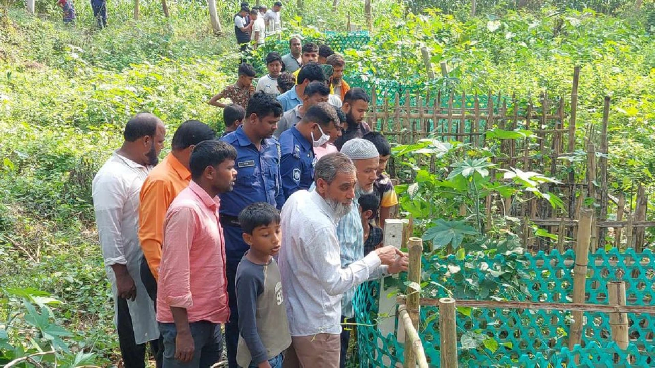 এক রাতেই ১৬ কঙ্কাল চুরি