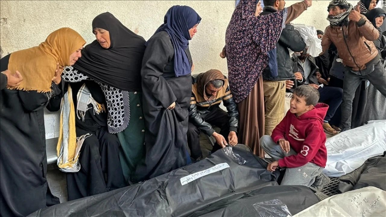 গাজার উত্তরাঞ্চলে ইসরায়েলি বিমান হামলায় নিহত ২০