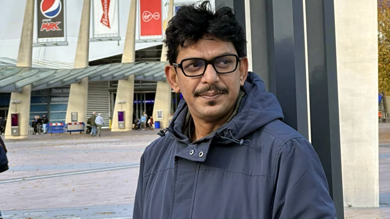 ‘প্রিয়জন হারানোর বেদনাকেও হার মানিয়েছে ফেসবুক’