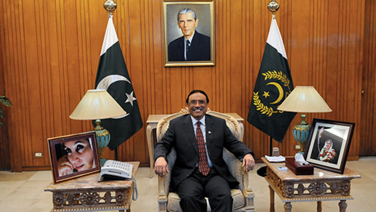 রেকর্ড গড়ে আবারও পাকিস্তানের প্রেসিডেন্ট জারদারি