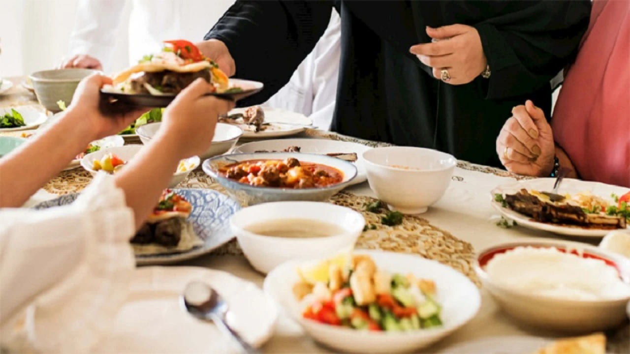 সাহরি খেয়ে নিয়ত না করলে রোজা হবে কি?