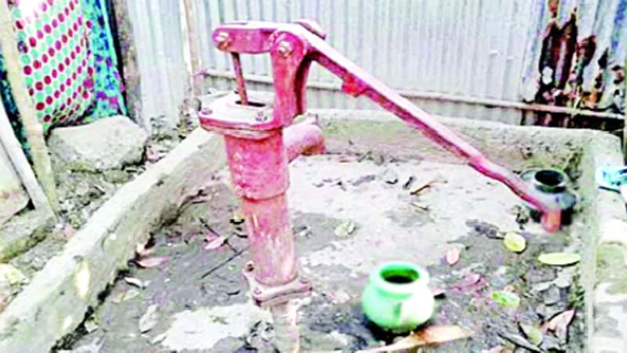 কুষ্টিয়া পৌর এলাকায় সুপেয় পানির তীব্র সংকট