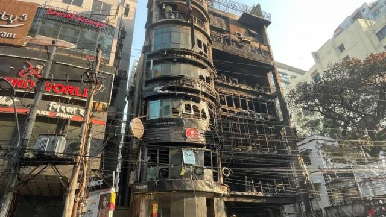 জৌলুস হারিয়েছে বেইলি রোডের রেস্তোরাঁগুলো