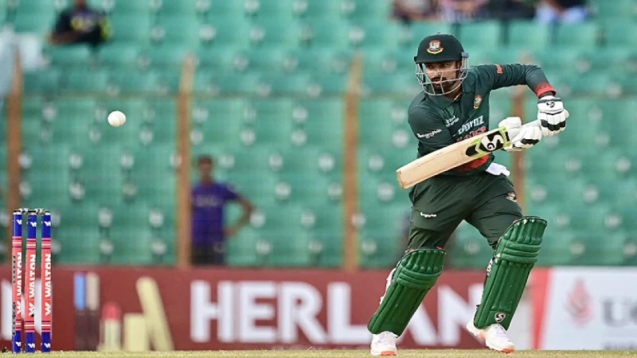 শুরুতেই ৩ উইকেট হারিয়ে বিপদে বাংলাদেশ