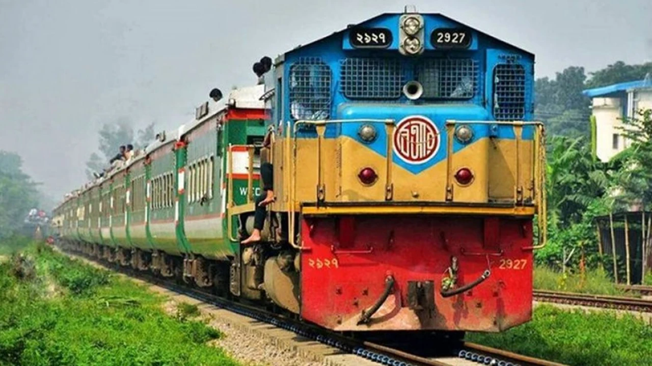 ঈদযাত্রায় চলবে ৮ জোড়া বিশেষ ট্রেন