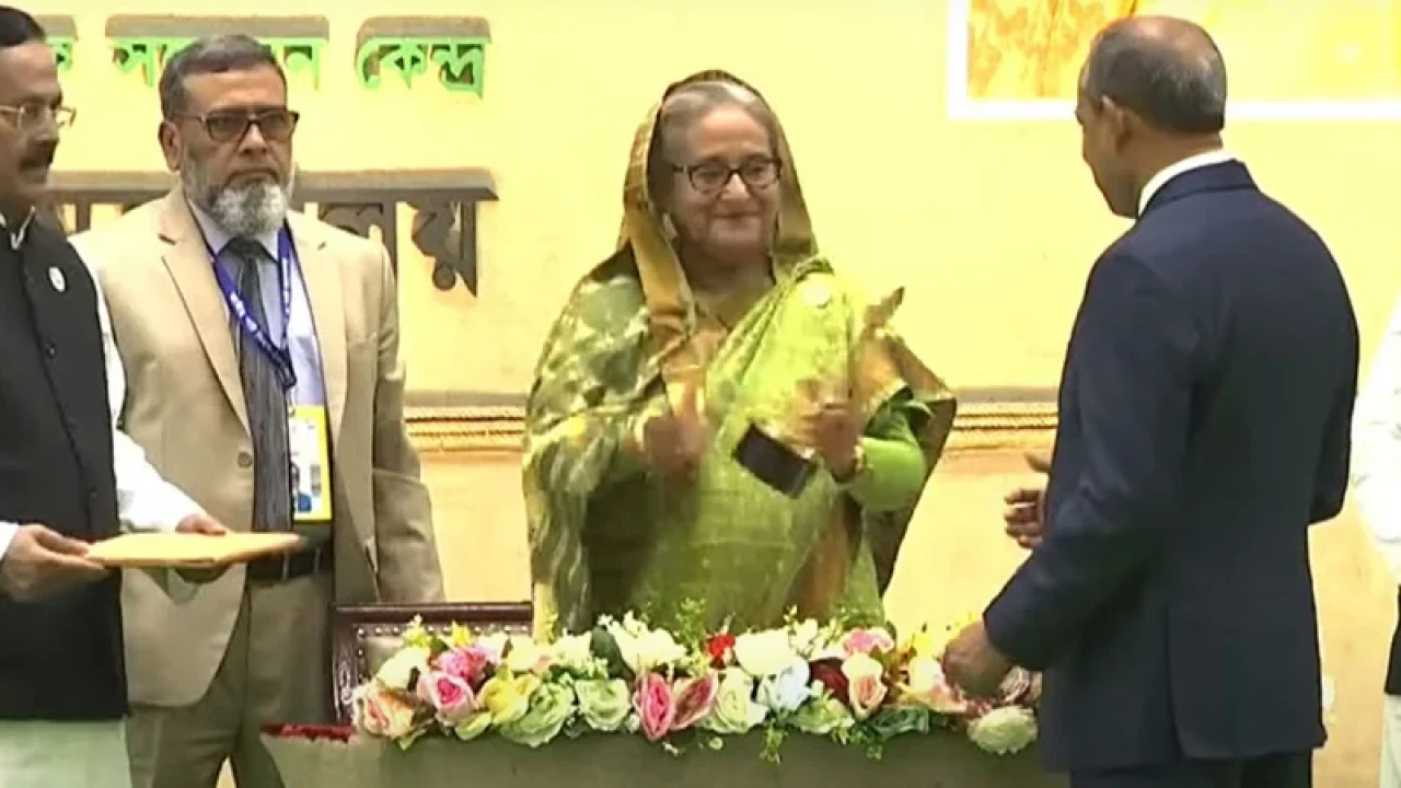 পাট খাতে অবদান রাখায় পুরস্কার পেলেন ১১ ব্যক্তি-প্রতিষ্ঠান