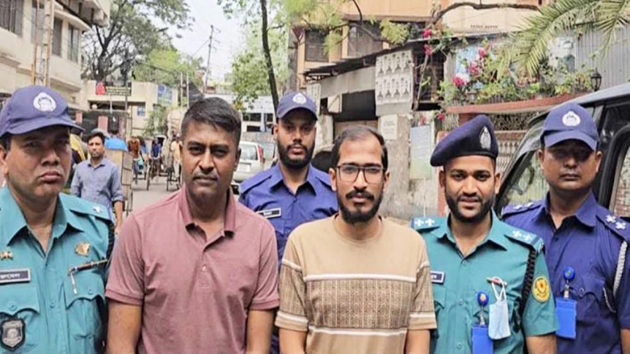 সহপাঠী ও সহকারী প্রক্টর রিমান্ডে