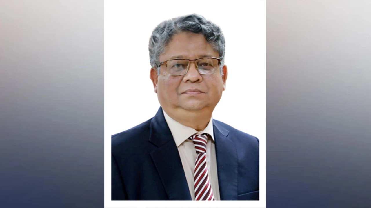 ভারপ্রাপ্ত প্রধান বিচারপতির দায়িত্বে এম ইনায়েতুর রহিম