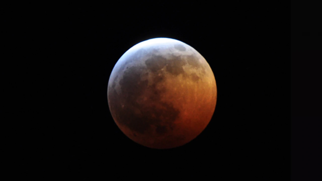 বছরের প্রথম চন্দ্রগ্রহণ শুরু, দেখা যাচ্ছে কোথা থেকে?