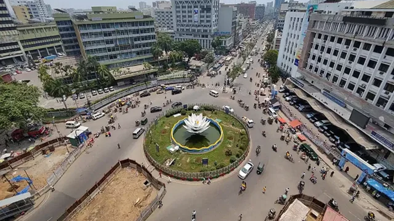 বৃষ্টিতে ঢাকার বায়ুর মানের উন্নতি