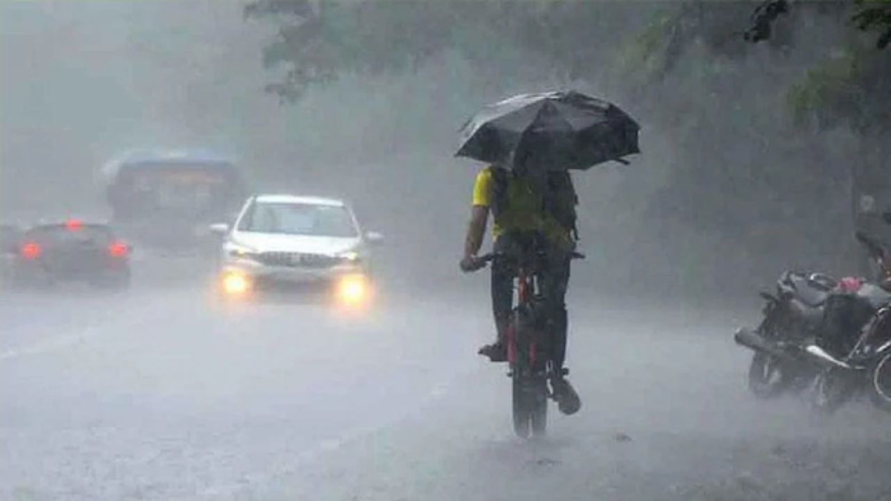 দেশের পাঁচ অঞ্চলে বজ্রসহ বৃষ্টির আভাস