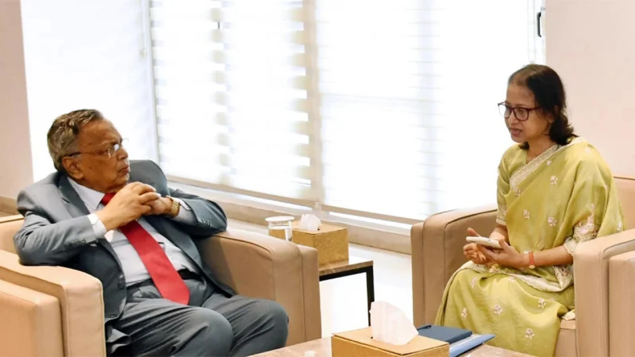 এডিবির কাছে আরও বাজেট সহায়তা চেয়েছে বাংলাদেশ