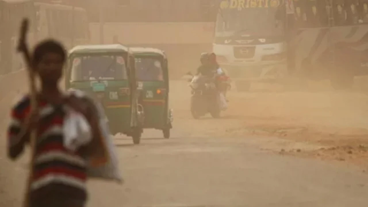 ঢাকার বাতাস আজও ‘অস্বাস্থ্যকর’