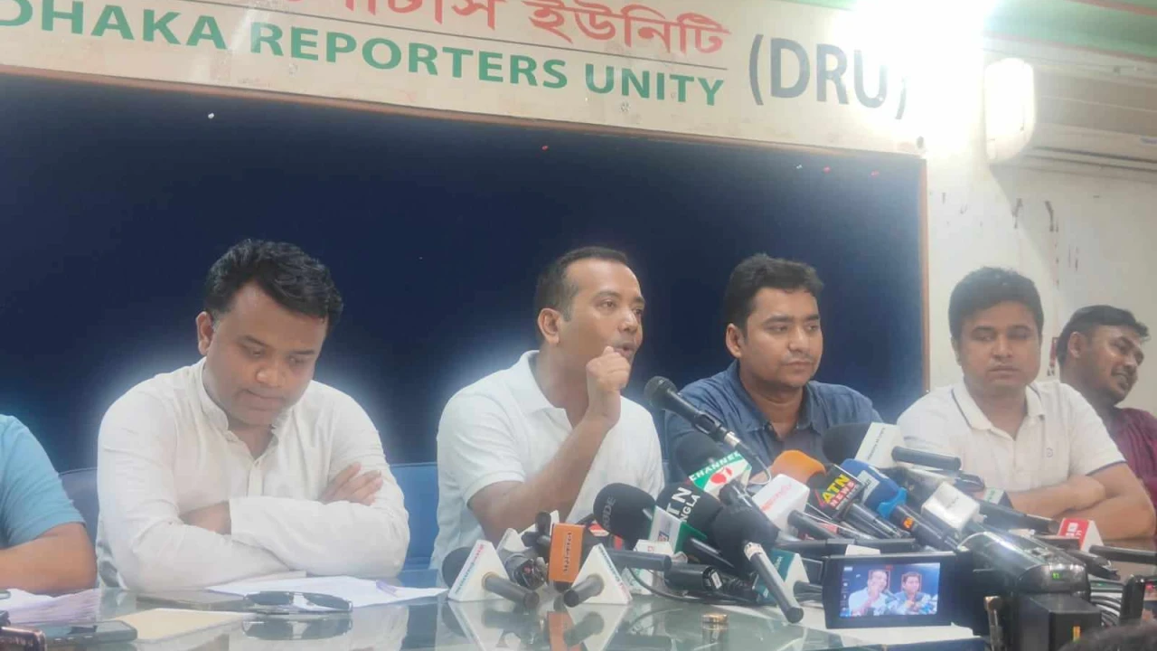 বুয়েটে শিক্ষার্থীরা যে কারণে রাজনীতির বিরুদ্ধে, জানাল ছাত্রদল